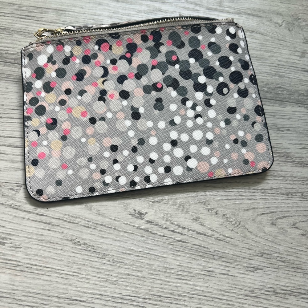 Kate spade polka dot wristlet - Picture 2 of 4